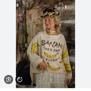 Magnolia Pearl White and Pink T-Shirt